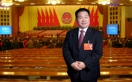 yl23455永利集团董事局主席吴振山荣获“庆祝中华人民共和国建设70周年”纪念章_yl23455永利